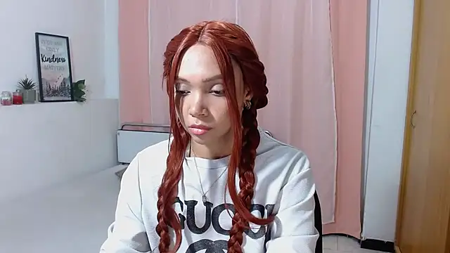 Snapshot of nickyCollins chatting on 09.26.25 nickyCollins online show from 09.26.25