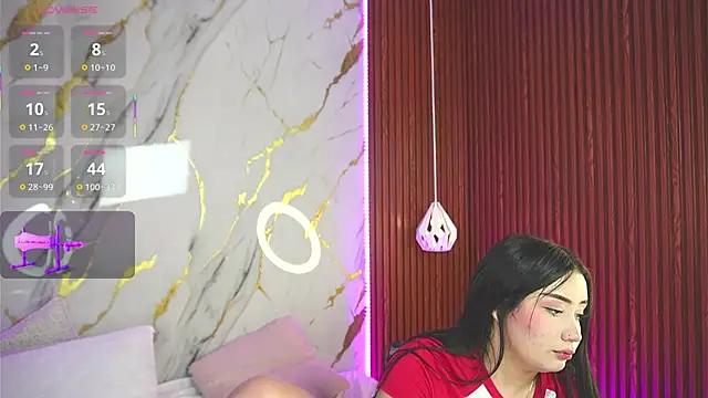 haylie  online show from 03.04.25