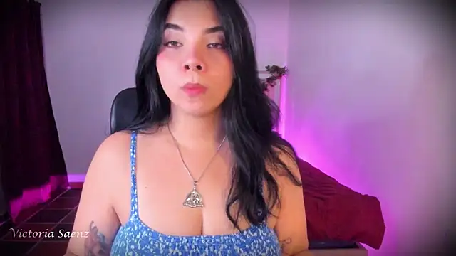 victoriaasaenz  online show from 03.31.26