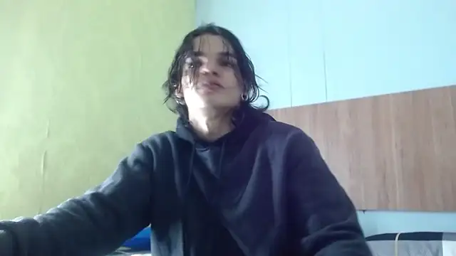 Snapshot of AlbertBernal69 chatting on 10.07.25 AlbertBernal69 online show from 10.07.25