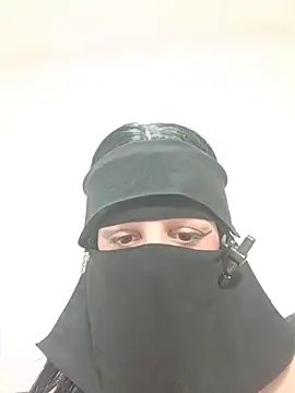 Snapshot of KHALIJIA-ARABIA-couple chatting on 04.14.26 KHALIJIA-ARABIA-couple online show from 04.14.26