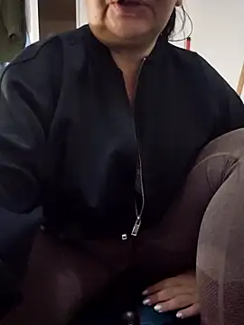 Snapshot of Fleursdes___iles-----29-- chatting on 01.11.26 Fleursdes iles-----29-- online show from 01.11.26