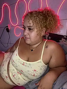 MinaBoss online show from 02.05.25