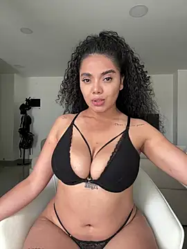 Mariecurl online show from 03.01.26