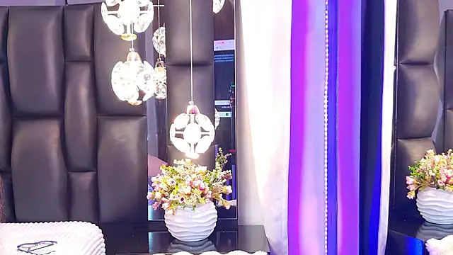 NathaxaLeans online show from 02.04.25