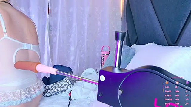 NathaxaLeans online show from 09.15.25