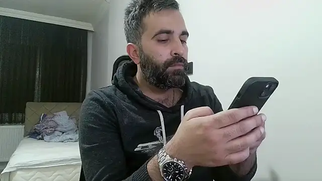 Snapshot of tgltplsr chatting on 02.17.25 tgltplsr online show from 02.17.25