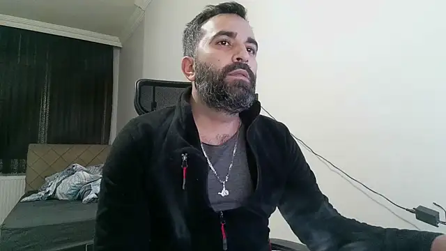 Snapshot of tgltplsr chatting on 03.19.25 tgltplsr online show from 03.19.25