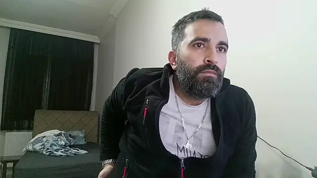 Snapshot of tgltplsr chatting on 03.21.25 tgltplsr online show from 03.21.25