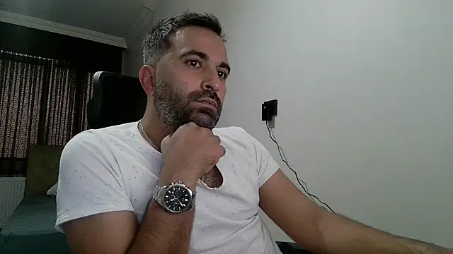 Snapshot of tgltplsr chatting on 09.09.25 tgltplsr online show from 09.09.25