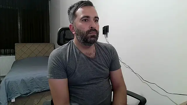 Snapshot of tgltplsr chatting on 09.21.25 tgltplsr online show from 09.21.25