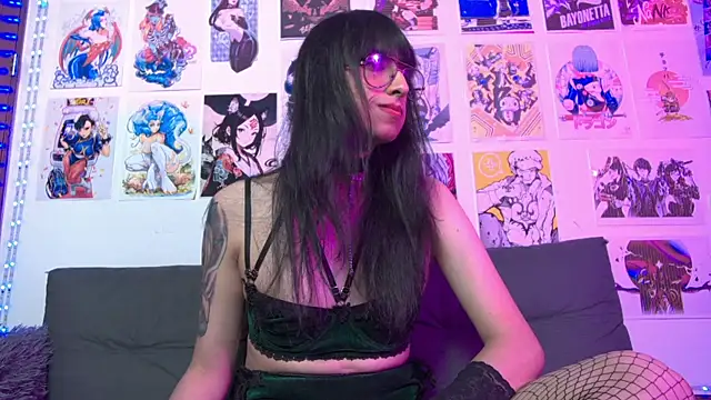 snowblack  online show from 02.12.25