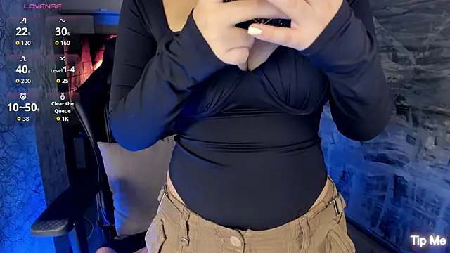 LunaBaker-1 online show from 03.08.26