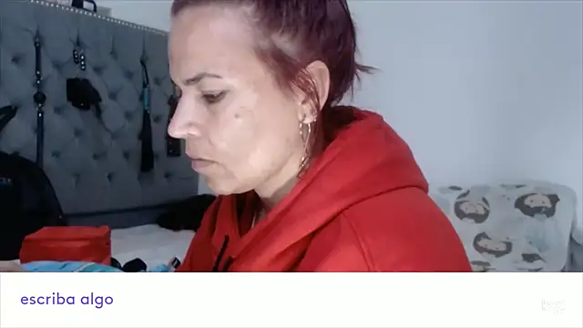 Snapshot of KaiicyQuuen chatting on 12.13.24 KaiicyQuuen online show from 12.13.24