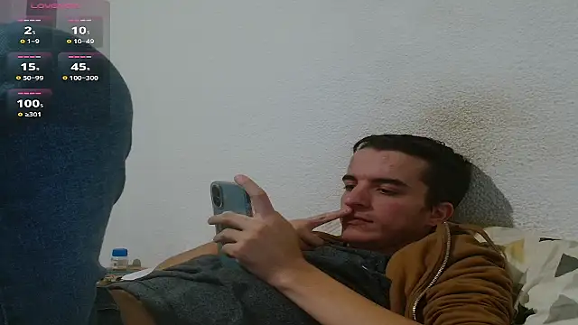 Tombgy07 online show from 09.29.25