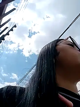 Snapshot of persefone_core chatting on 11.08.25 persefone core online show from 11.08.25