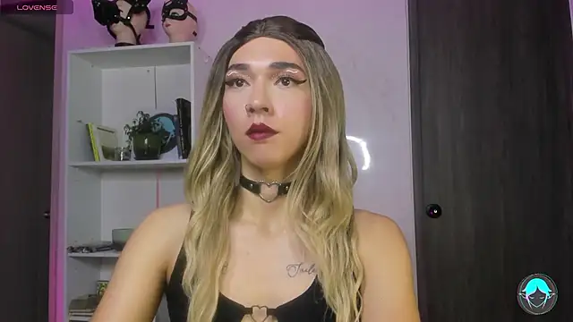 Snapshot of sofi_elfqueen chatting on 02.16.25 sofi elfqueen online show from 02.16.25