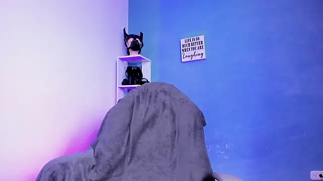 sofi elfqueen online show from 05.16.26