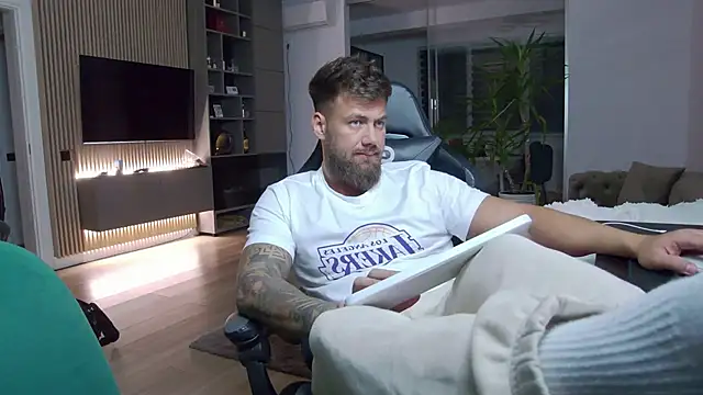 UbbeViking online show from 01.06.25