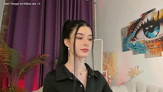 LauraCoy online show from 05.11.26