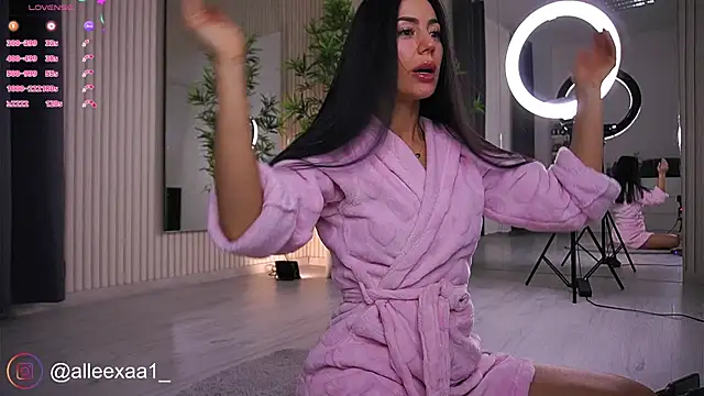 Snapshot of Abbela_White chatting on 03.22.25 Abbela White online show from 03.22.25