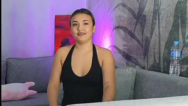 lily  foster online show from 03.04.25