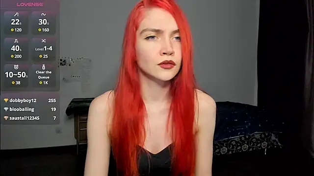 Snapshot of KitsuneRem chatting on 01.08.25 KitsuneRem online show from 01.08.25