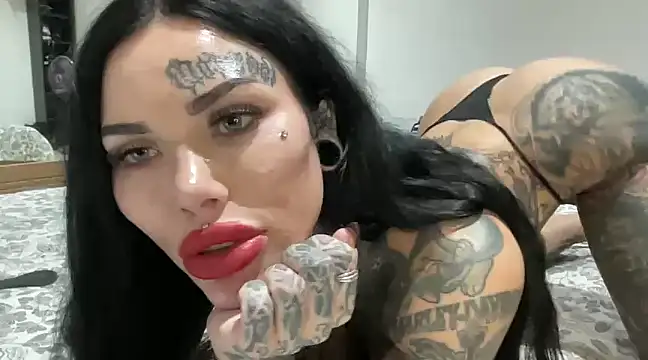 claudiacvc95 online show from 12.05.24