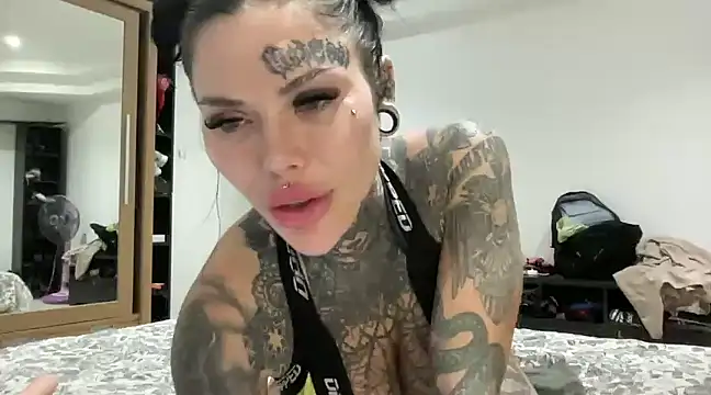 claudiacvc95 online show from 02.02.25