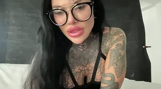 claudiacvc95 online show from 03.03.25