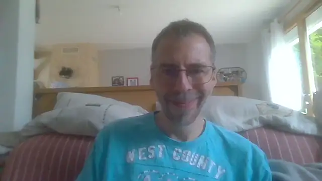 ptitcanard60600 online show from 09.09.25