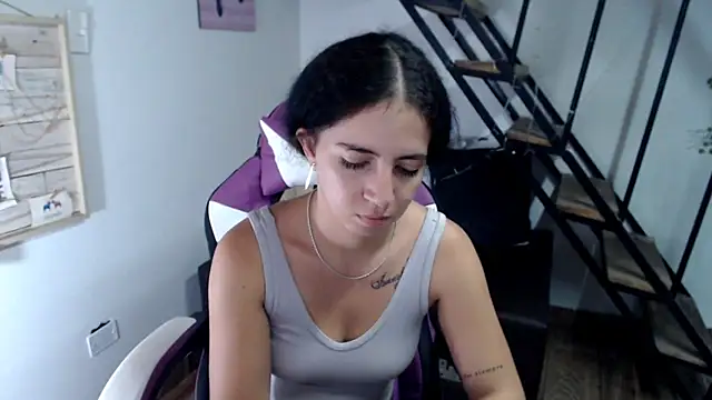 samantha baby  online show from 11.10.25