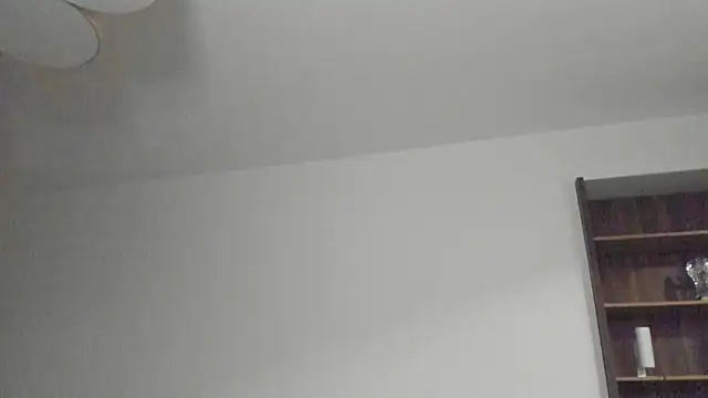 Snapshot of FameAndFlavour chatting on 12.19.24 FameAndFlavour online show from 12.19.24