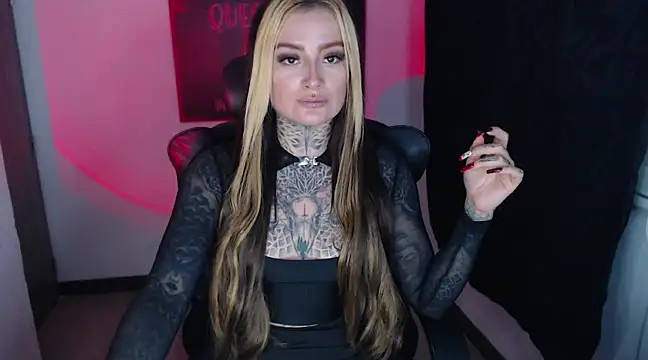 Snapshot of Anaii_Gomez chatting on 02.12.25 Anaii Gomez online show from 02.12.25