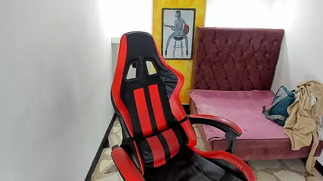 Charis 21 online show from 11.08.25