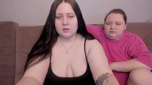 Snapshot of ihaveasecret_ chatting on 02.15.26 ihaveasecret online show from 02.15.26