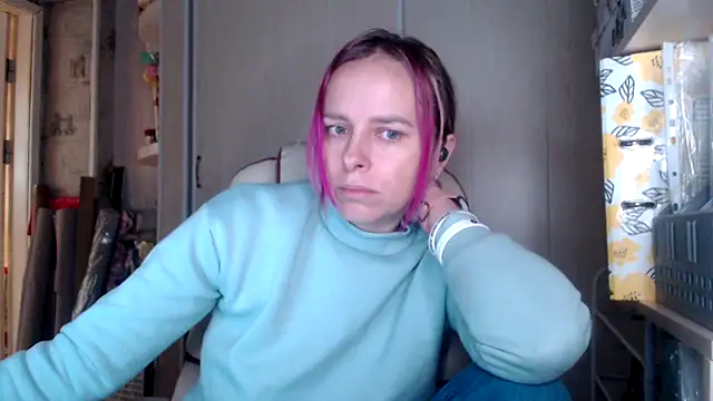 Snapshot of las_sweet chatting on 11.06.25 las sweet online show from 11.06.25