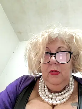 Merilulla online show from 11.26.25