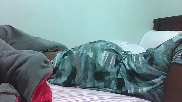 Snapshot of Darkberry chatting on 09.09.25 Darkberry online show from 09.09.25