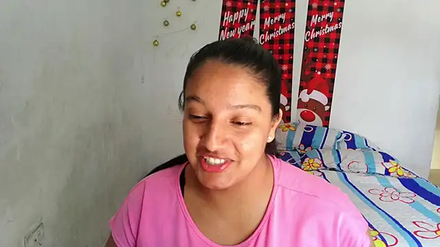 Snapshot of almaswan1 chatting on 12.20.24 almaswan1 online show from 12.20.24