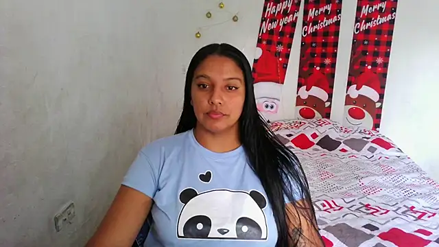 Snapshot of almaswan1 chatting on 01.02.25 almaswan1 online show from 01.02.25