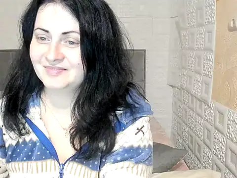 Lillian2 online show from 03.11.25