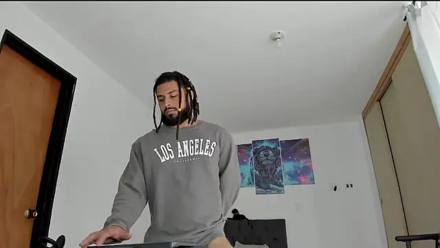 Louis marley   online show from 01.11.26