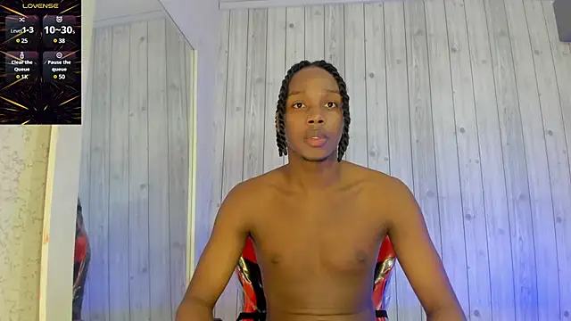 Snapshot of DominicSccott chatting on 02.16.25 DominicSccott online show from 02.16.25