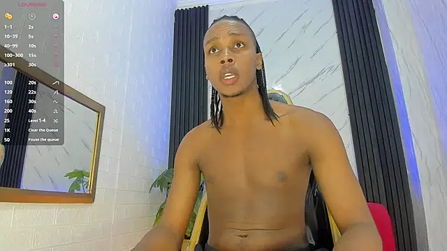 Snapshot of DominicSccott chatting on 03.20.25 DominicSccott online show from 03.20.25