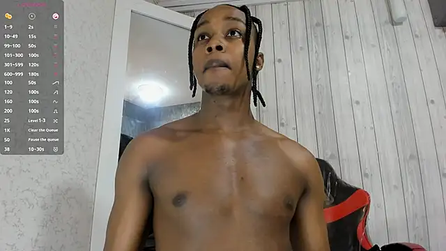 Snapshot of DominicSccott chatting on 11.14.25 DominicSccott online show from 11.14.25