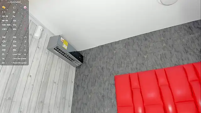 Snapshot of DominicSccott chatting on 06.19.26 DominicSccott online show from 06.19.26