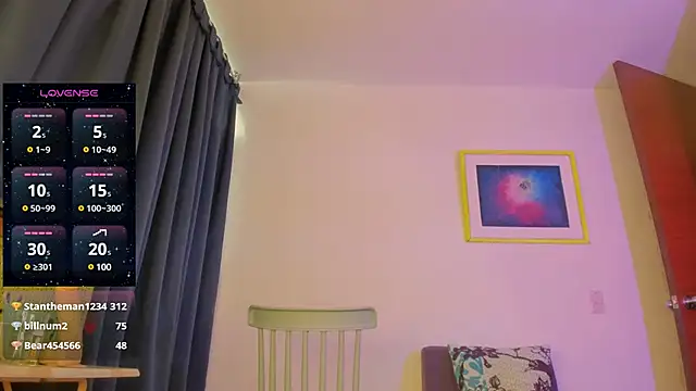 Snapshot of sexual__queen chatting on 01.27.25 sexual queen online show from 01.27.25