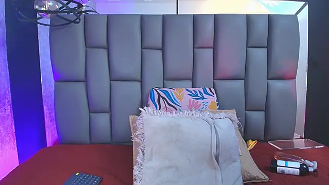  MiaBrown  online show from 09.11.25