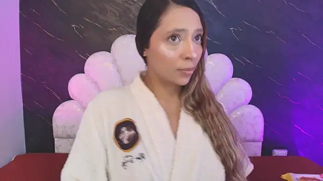  MiaBrown  online show from 04.18.26